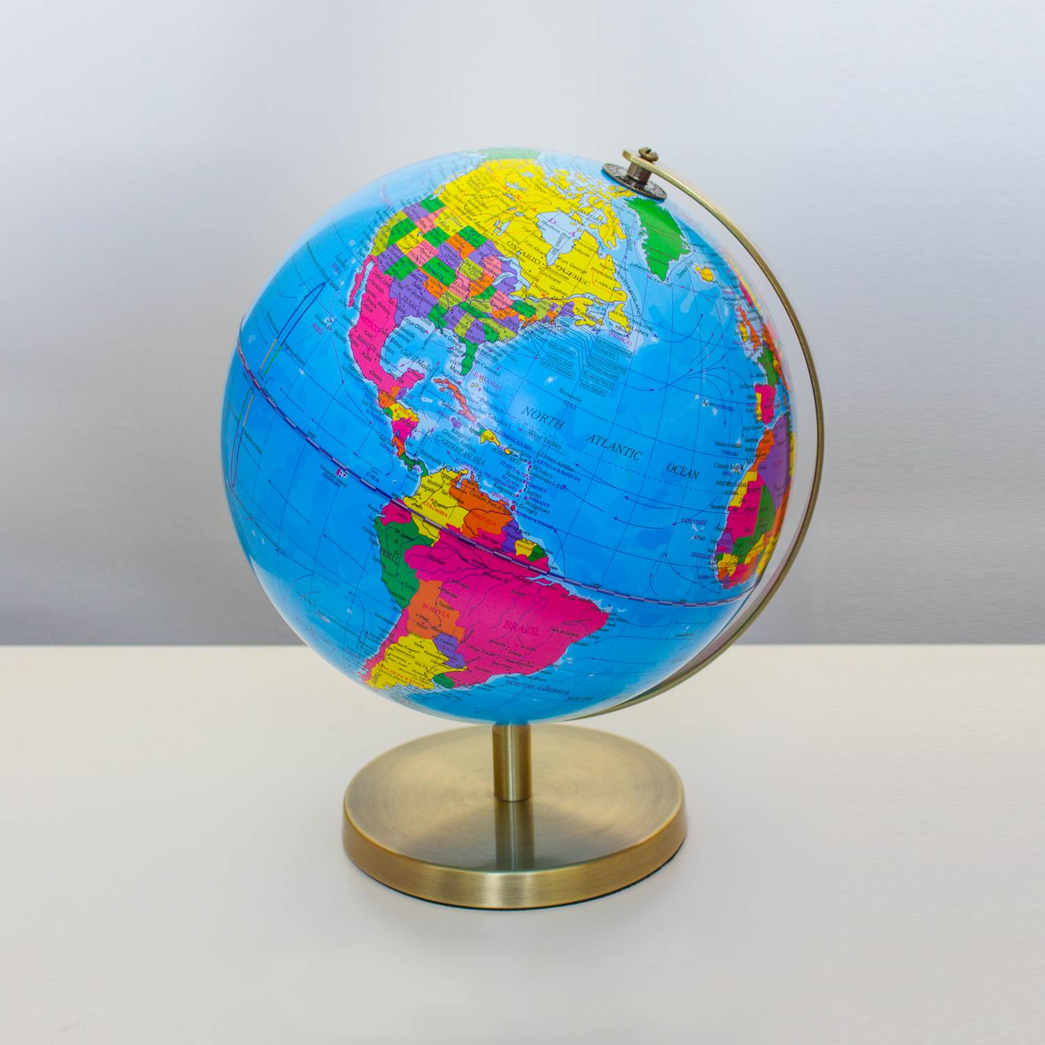Magellan Albion Illuminated Globe Base en métal et méridienne de différentes couleurs